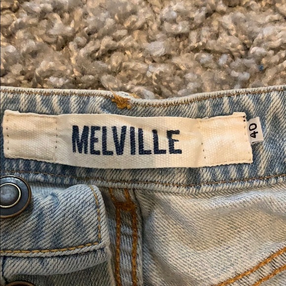 Brandy Melville High Waisted Jean Shorts - Picture 2 of 3